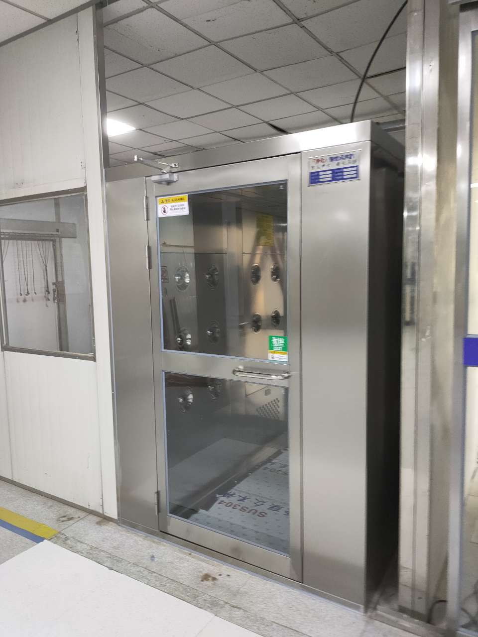 河南金饶空气净化工程有限公司风淋室安装